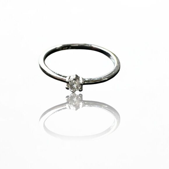 NEW Dainty Stack Ring w/ Round Crystal CZ Stone in Plated White Gold Size 8.125 - Picture 1 of 9